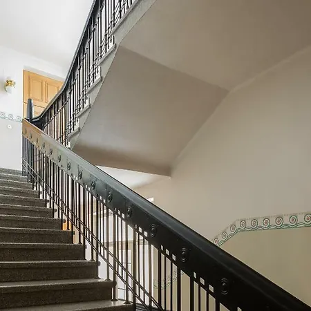 Lovely 113m2 In Design District Daire *