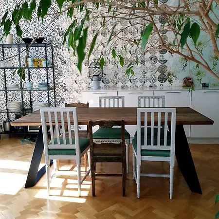 Huoneisto Lovely 113m2 In Design District